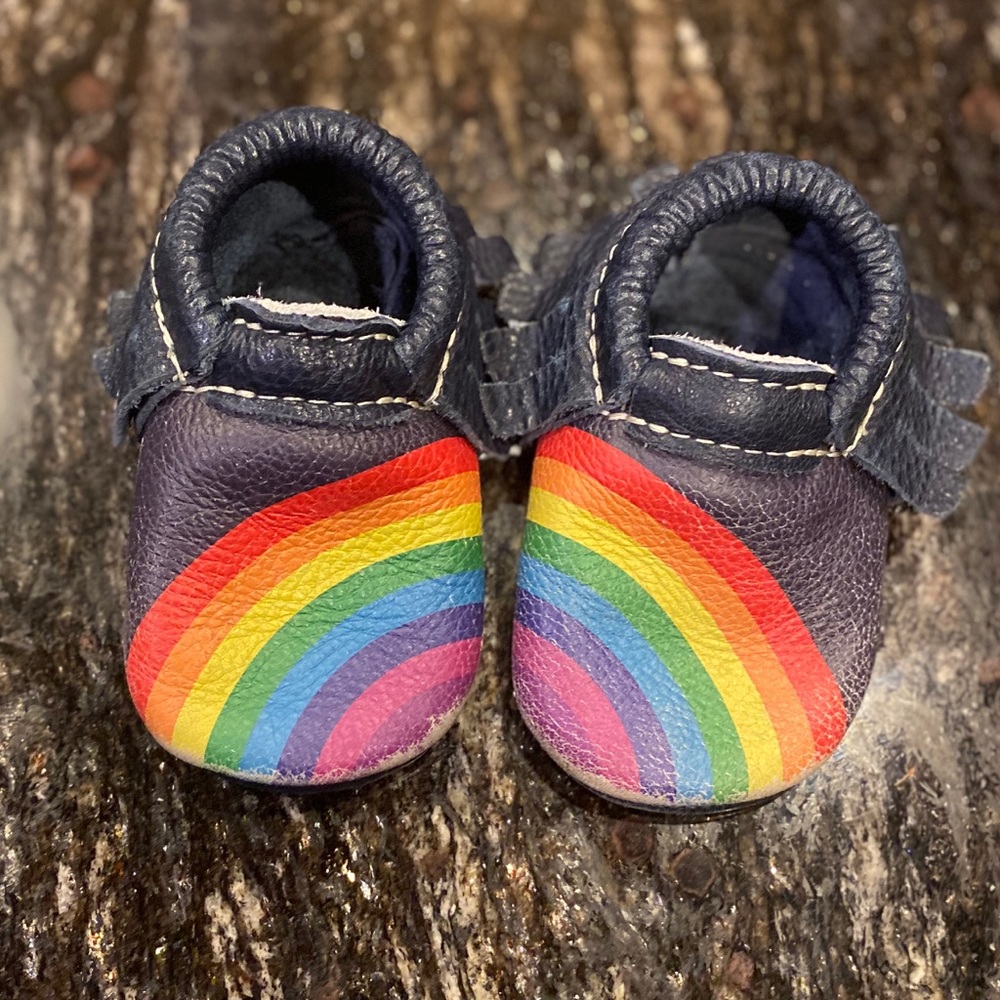 Freshly Picked- Navy Rainbow on your toes size 3